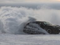 Prototype de Porsche Macan en essai sur neige  // Source : Porsche
