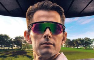 Des lunettes Oakley. // Source : Oakley